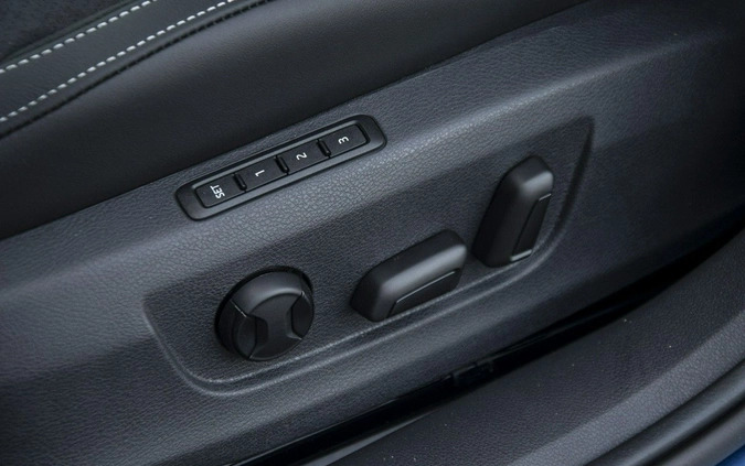 Skoda Superb cena 177900 przebieg: 5, rok produkcji 2024 z Borne Sulinowo małe 379